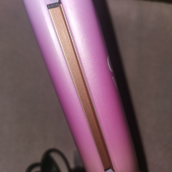 CHI Multifunctional Waver/Hot Took for curls or waves - Picture 4 of 9